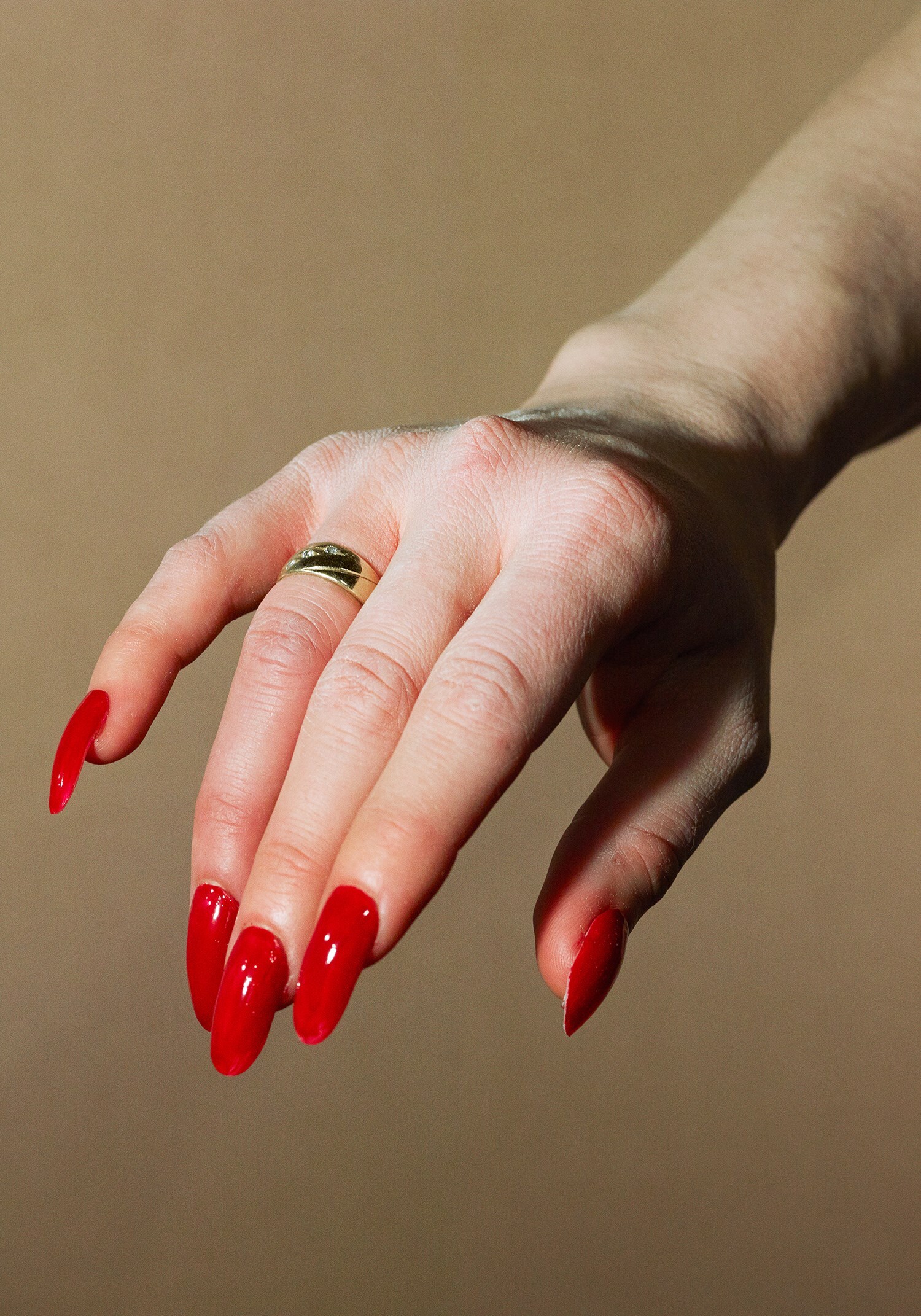 4.AP_Hand-Model_2017_PRESS