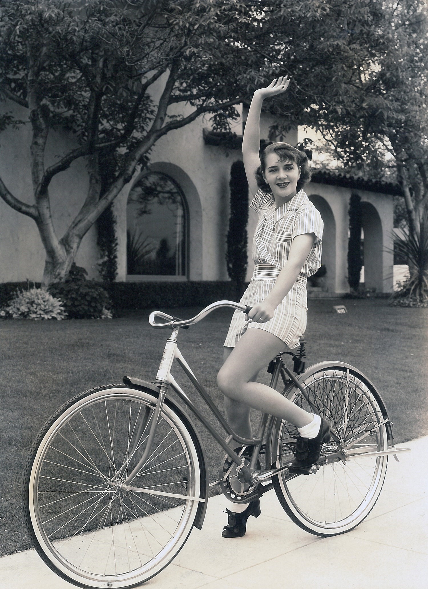 Ruby-Keeler-finds-bicycling-a-great-sport,-1934.-I