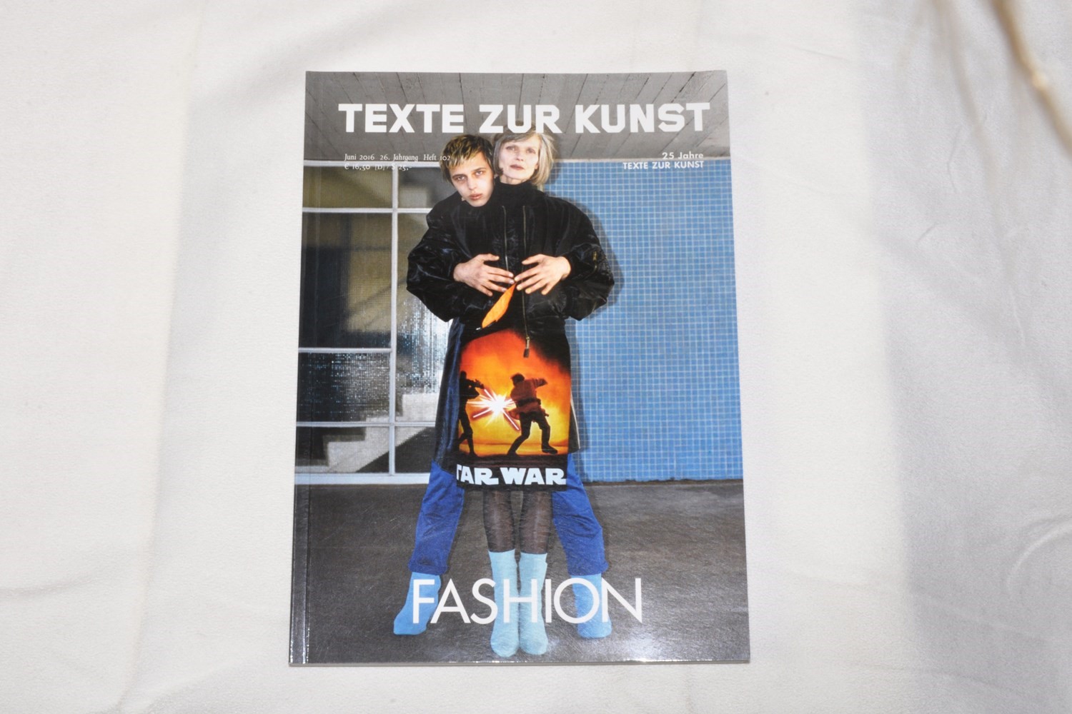 Texte zur Kunst – “Fashion”, Issue 102