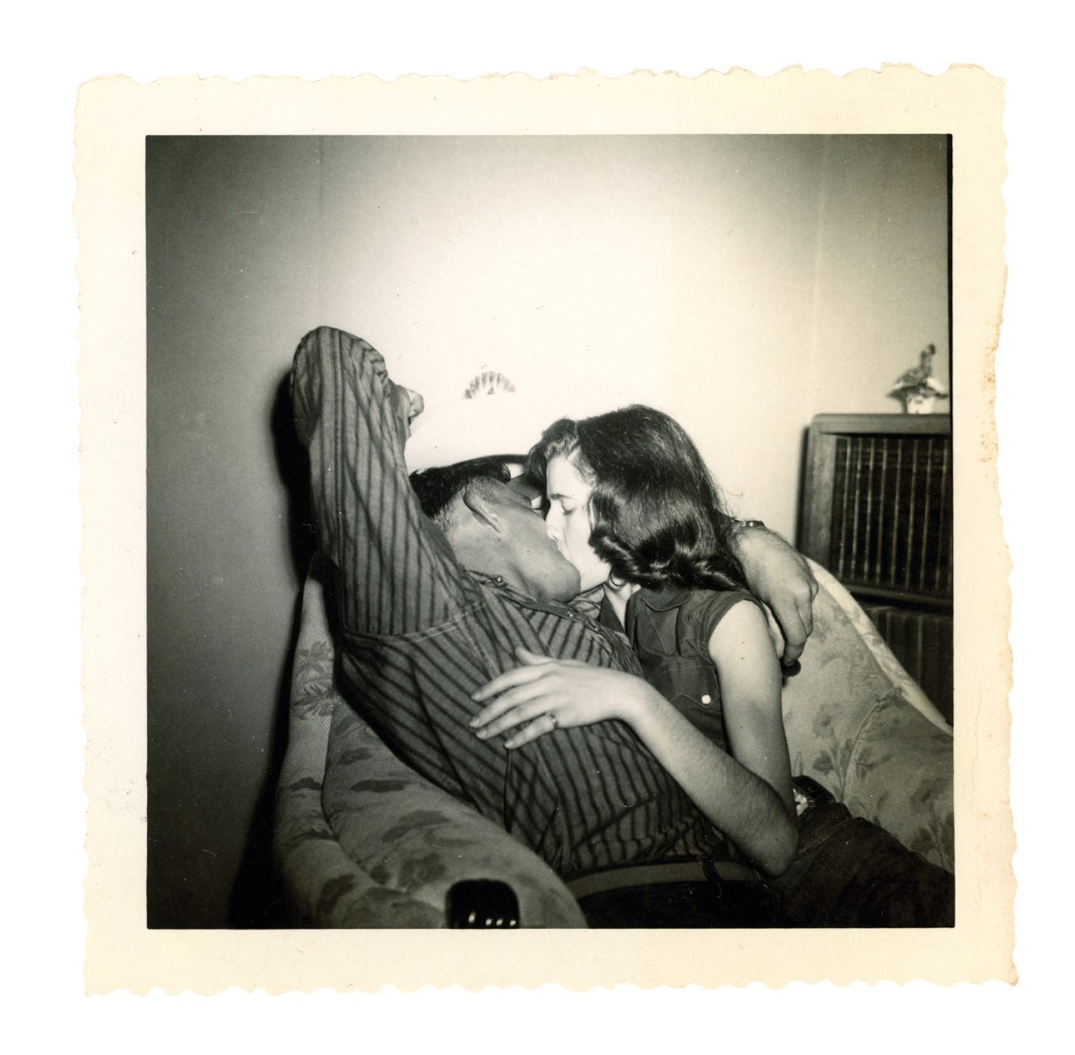 People Kissing: A Century of Photographs