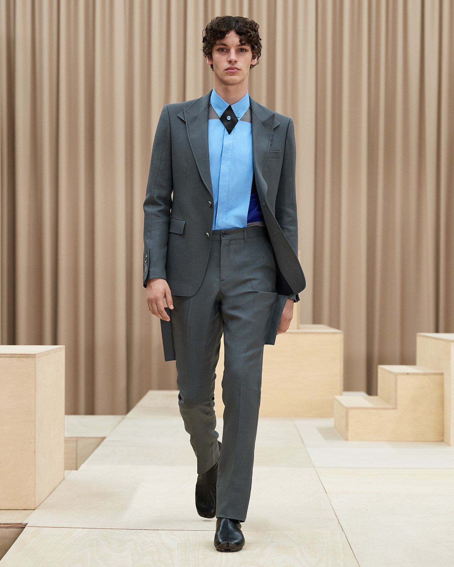 Burberry Autumn_Winter 2021 Menswear Presentation 