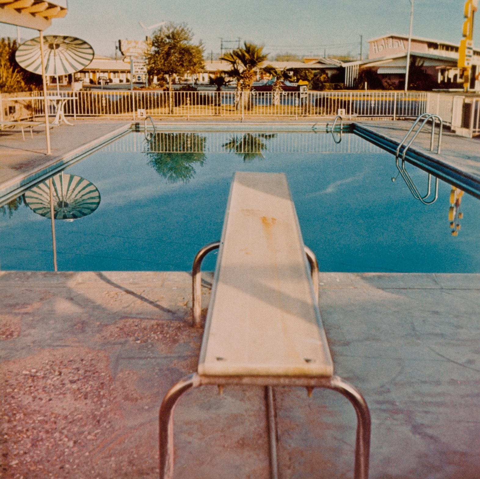 ART_RuschaE_2013_16_2_001_300dpi