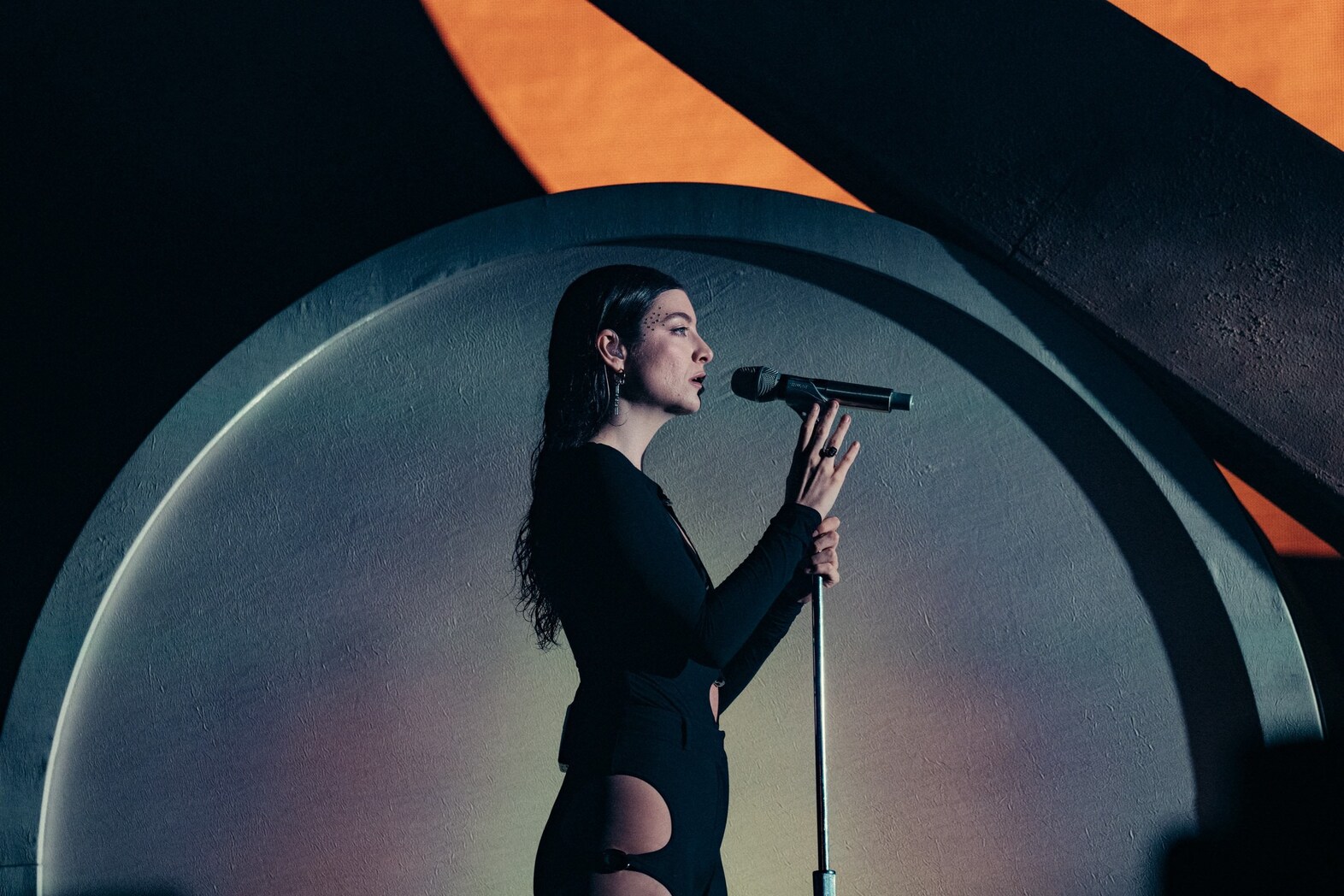 LORDE Pull &amp; Bear Sharon Lopez255