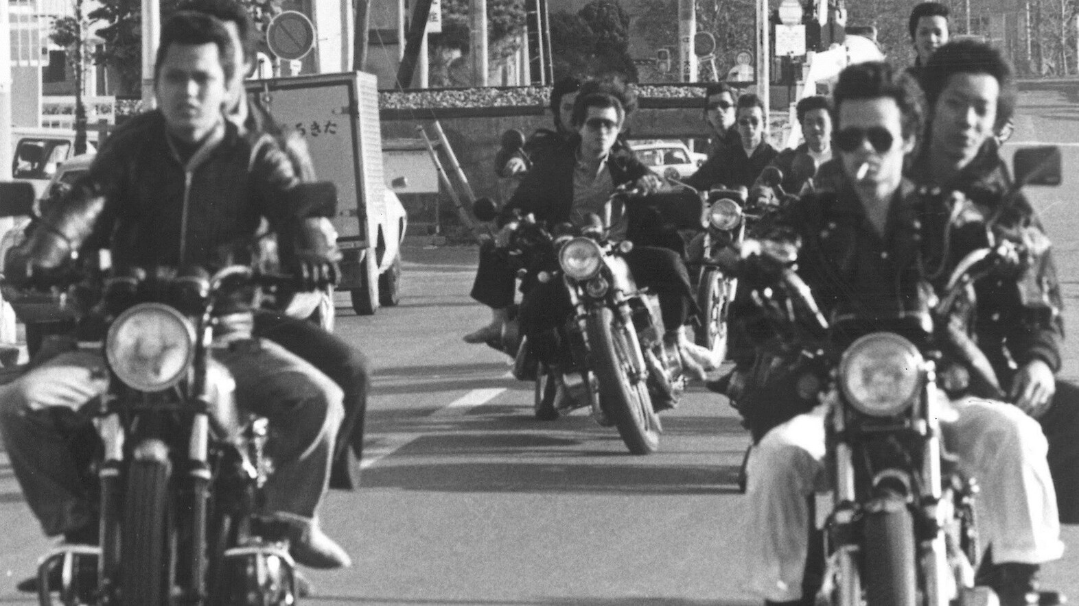 Crazy Thunder Road, 1980