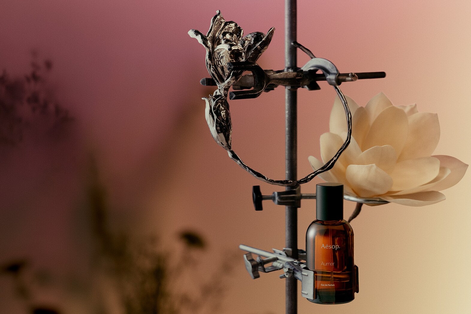 Aurner Eau de Parfum 2025 PR Campaign Image 02 200
