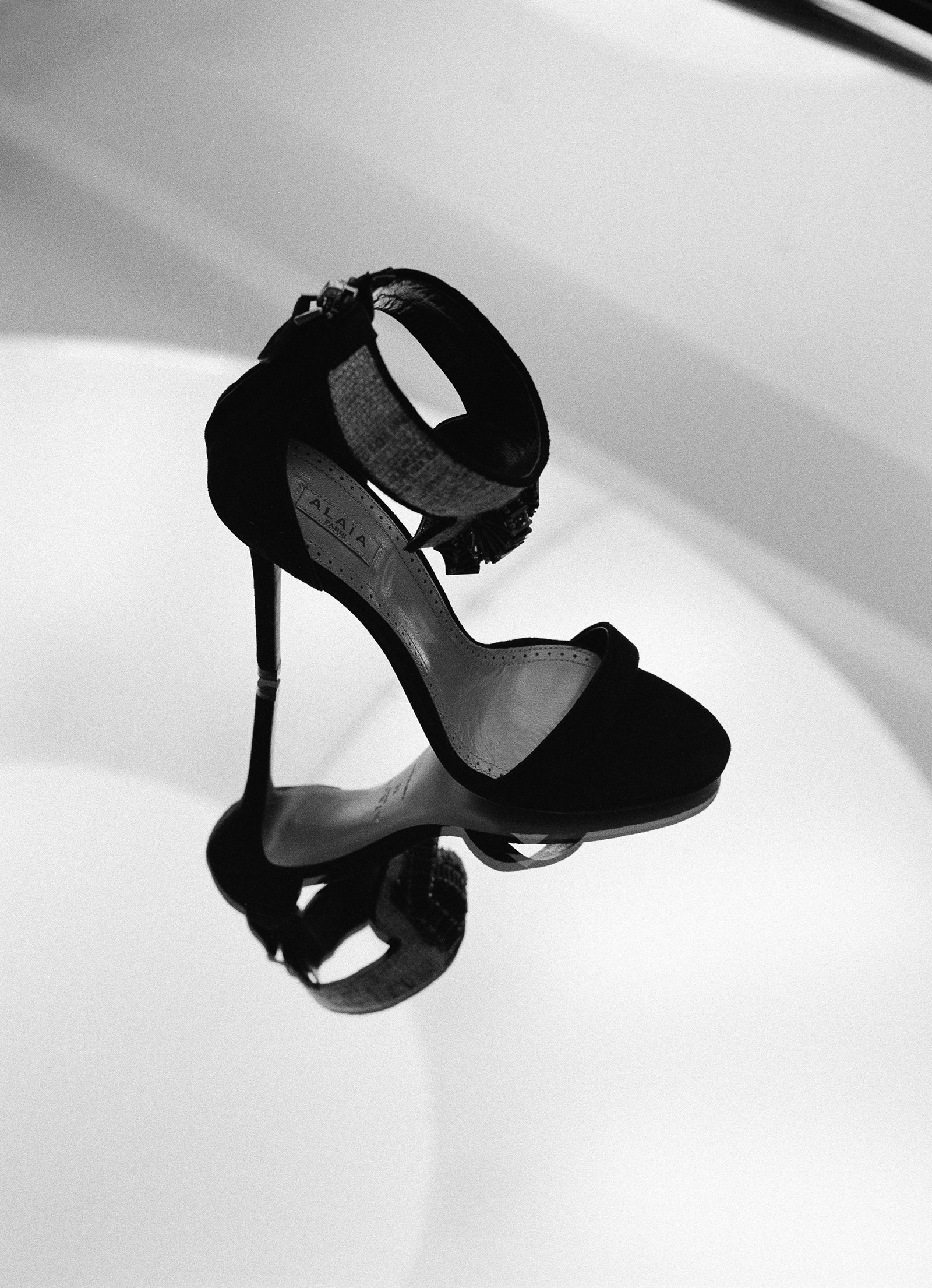 black-shoe