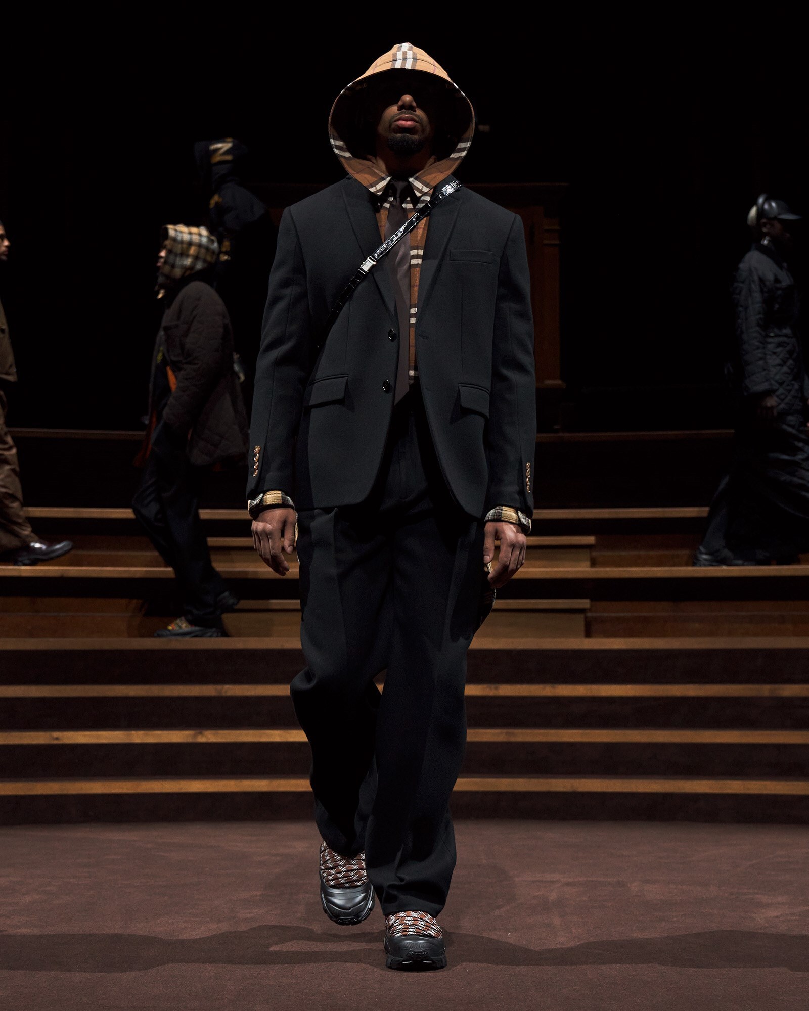 Burberry Autumn_Winter 2022 Menswear Collection - 