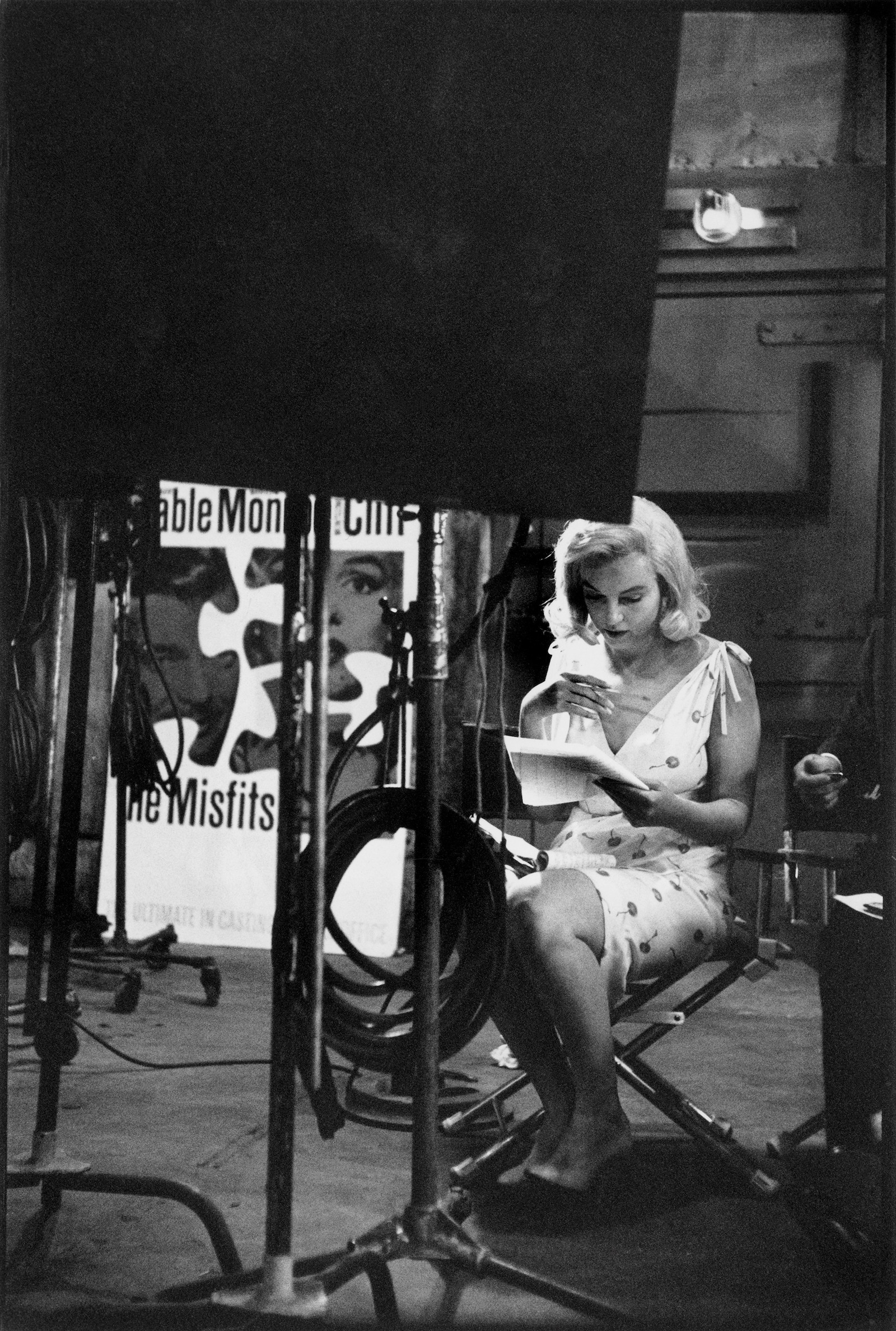 Marilyn Monroe on the set of The Misfits, Nevada, 1960.