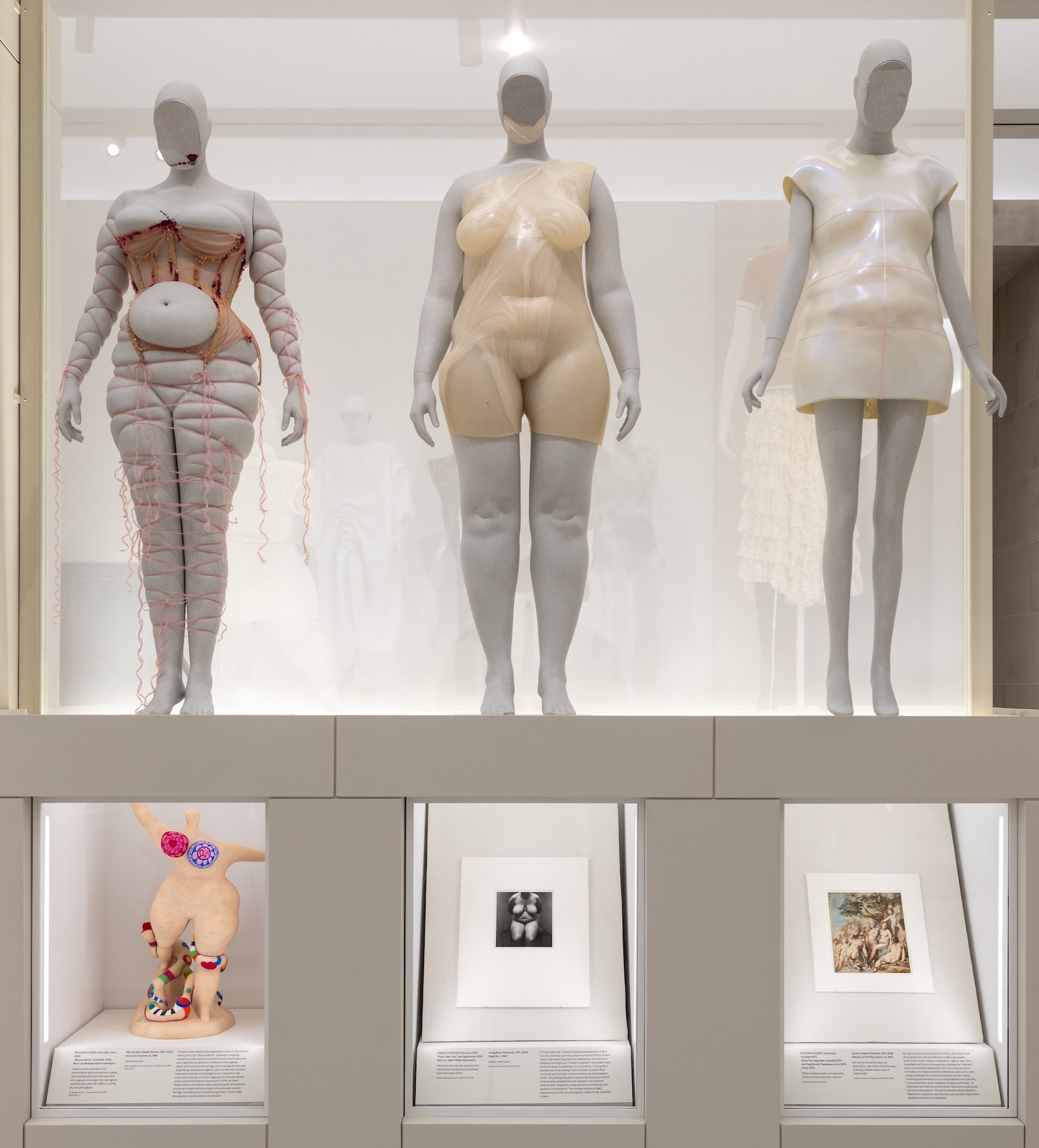 Metropolitan Museum of Art: Costume Art
