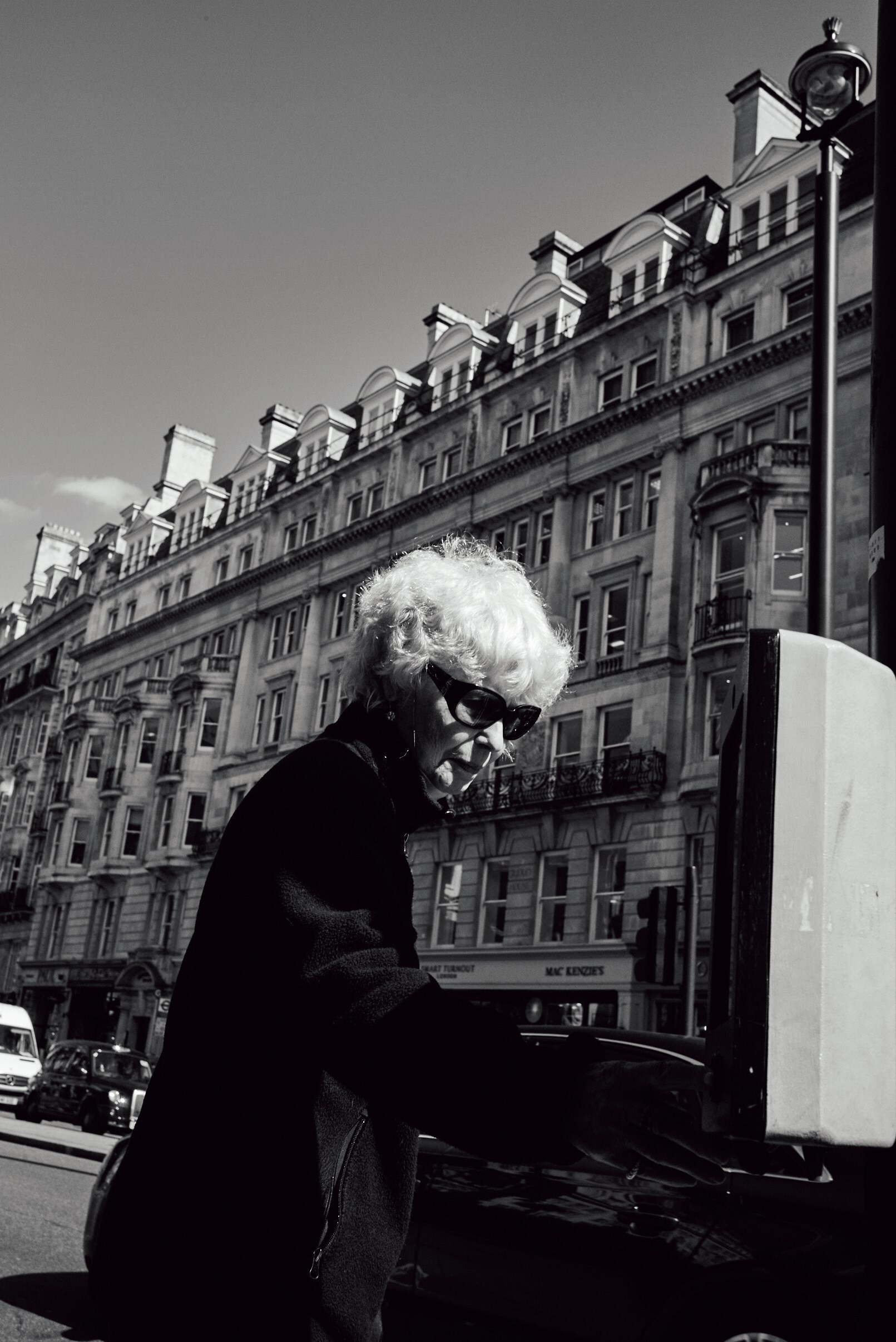 0116_2016_BM_Leica_April-0414_V1