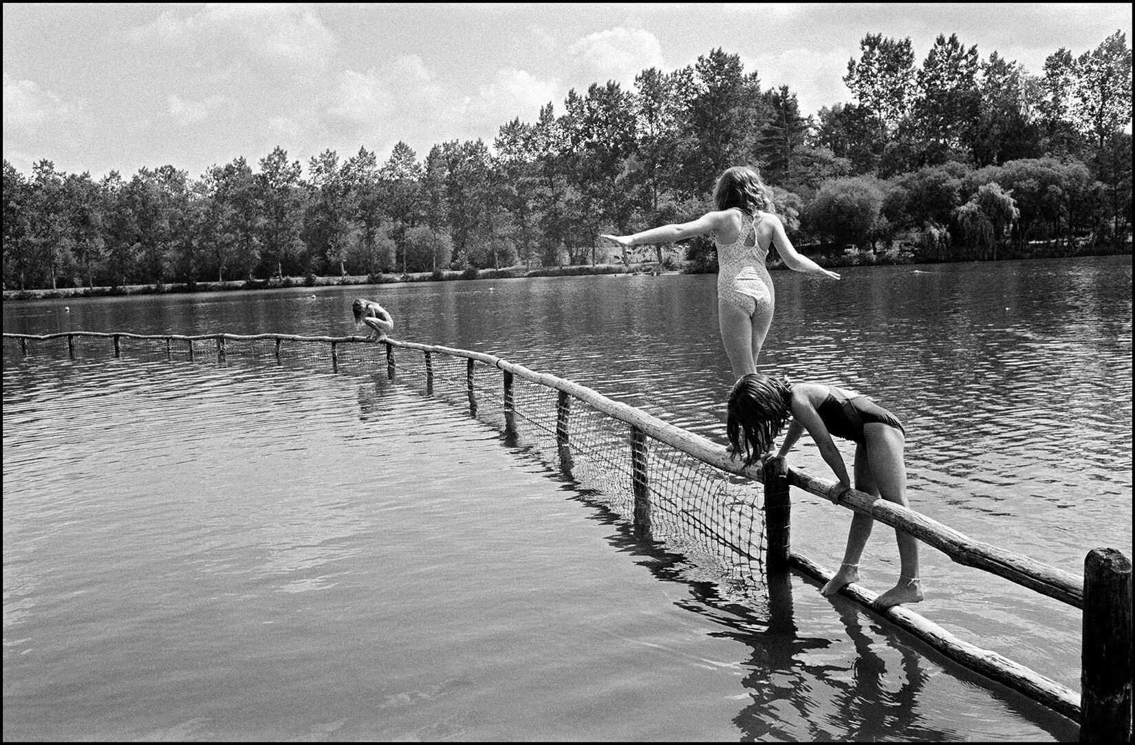 Magnum Square Print Sale: On the Horizon