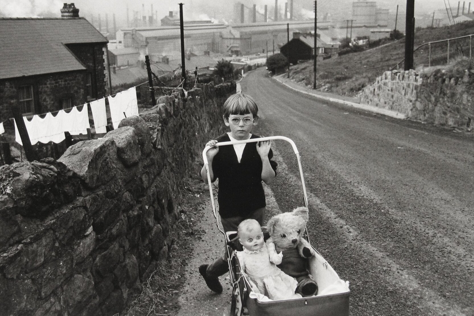 Bruce Davidson Street Photography Britain 1960s