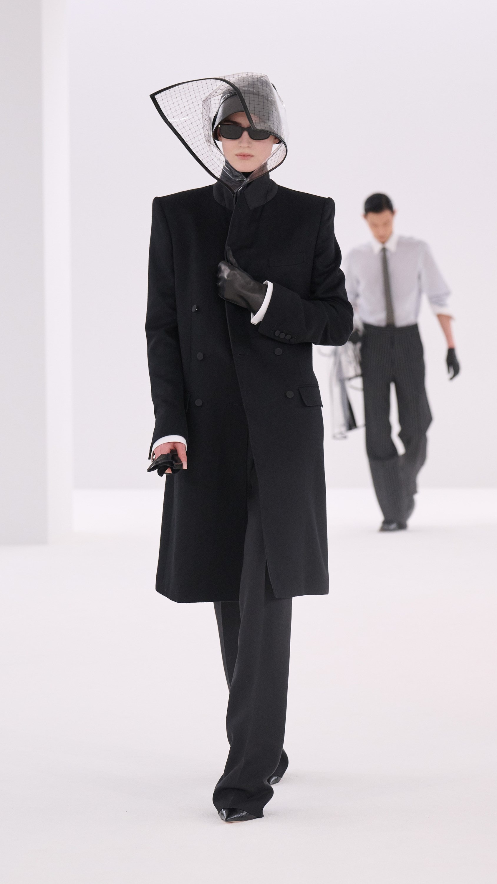 A Perverted Haider Ackermann Show, of Distinct Tom Ford Kinks