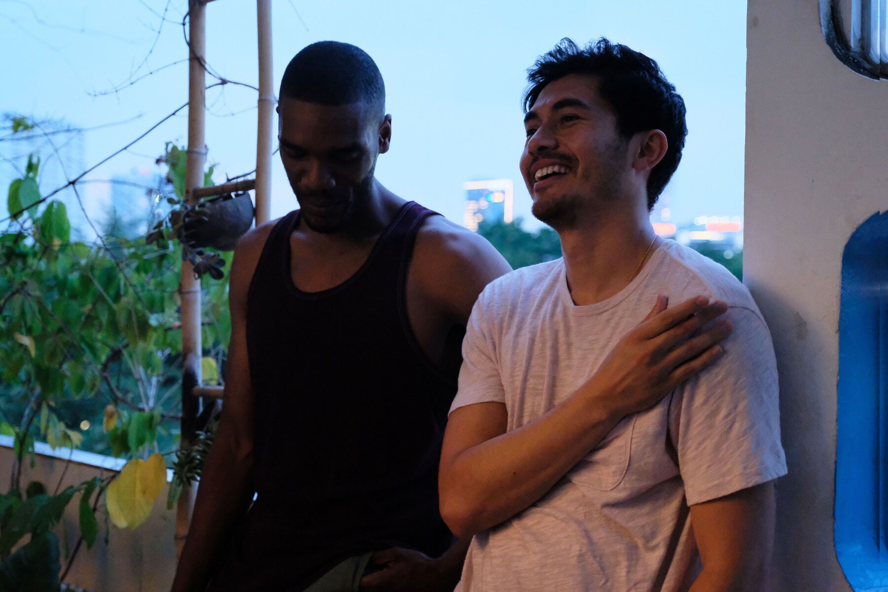 5. Lewis (Parker Sawyers), Kit (Henry Golding) Mon