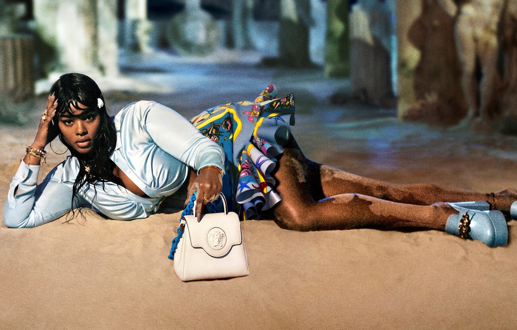 Versace_La Medusa Bag_Special Shooting (3)