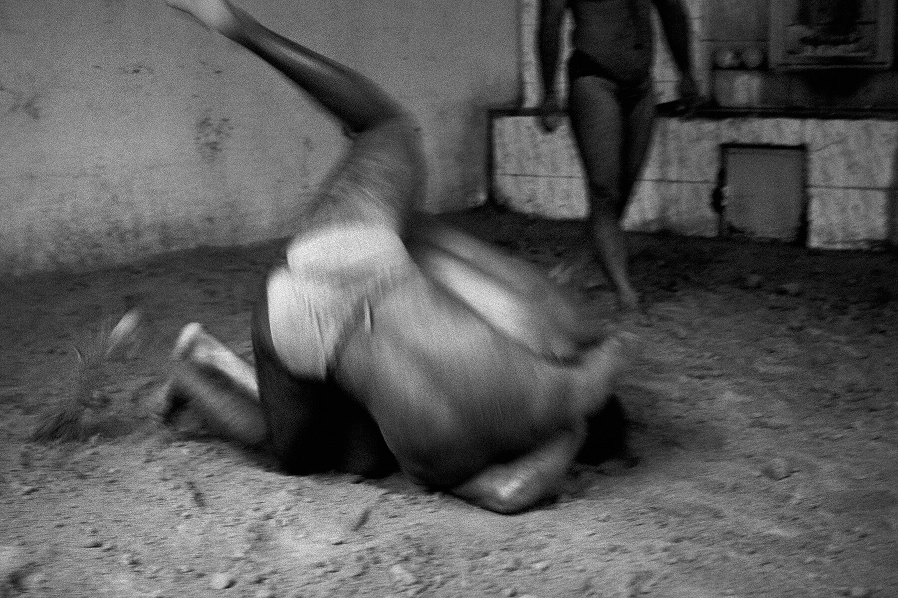Akhara Douglas Irvine book kushti pehlwani Varanasi India