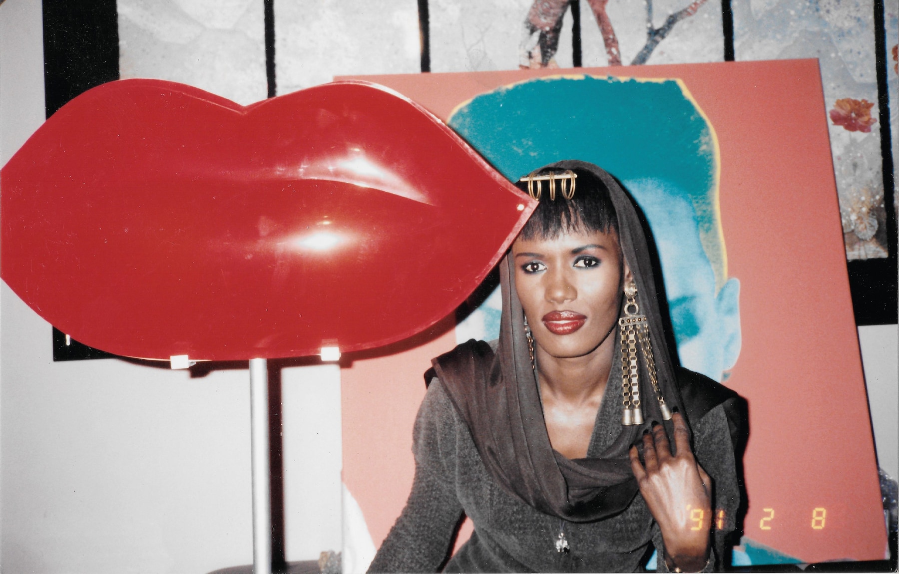 13NicolaL_GraceJones