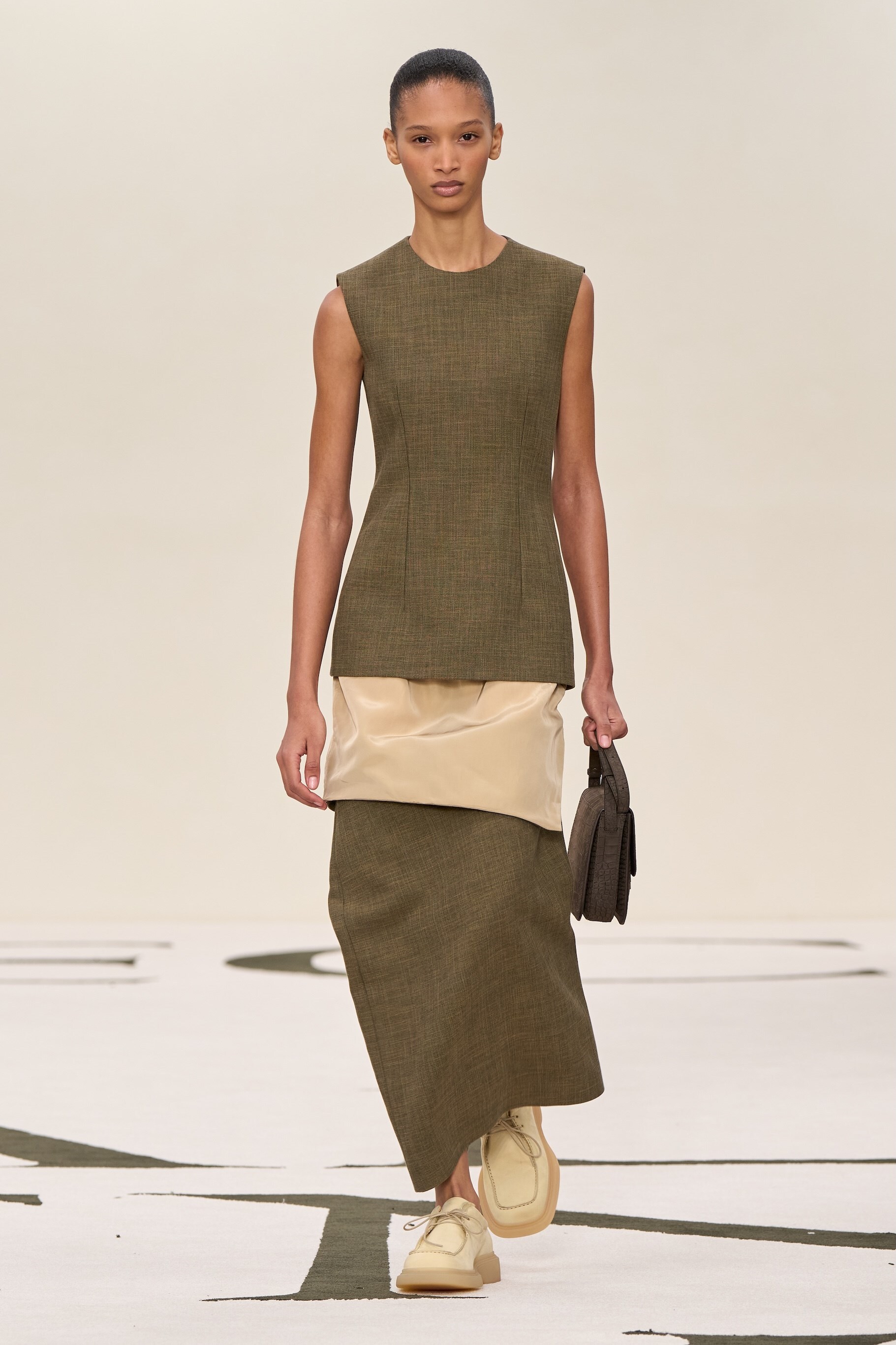 Calvin Klein Collection Autumn/Winter 2025 Veronica Leoni