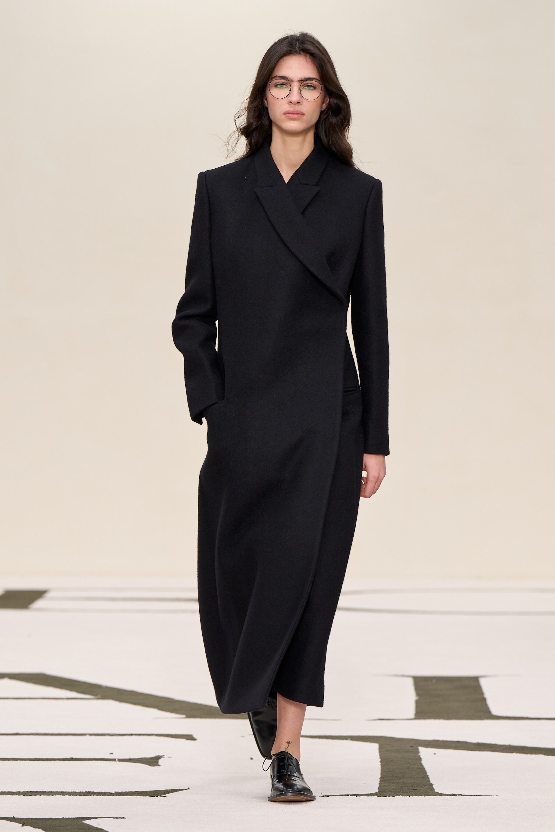 Calvin Klein Collection Autumn/Winter 2025 Veronica Leoni