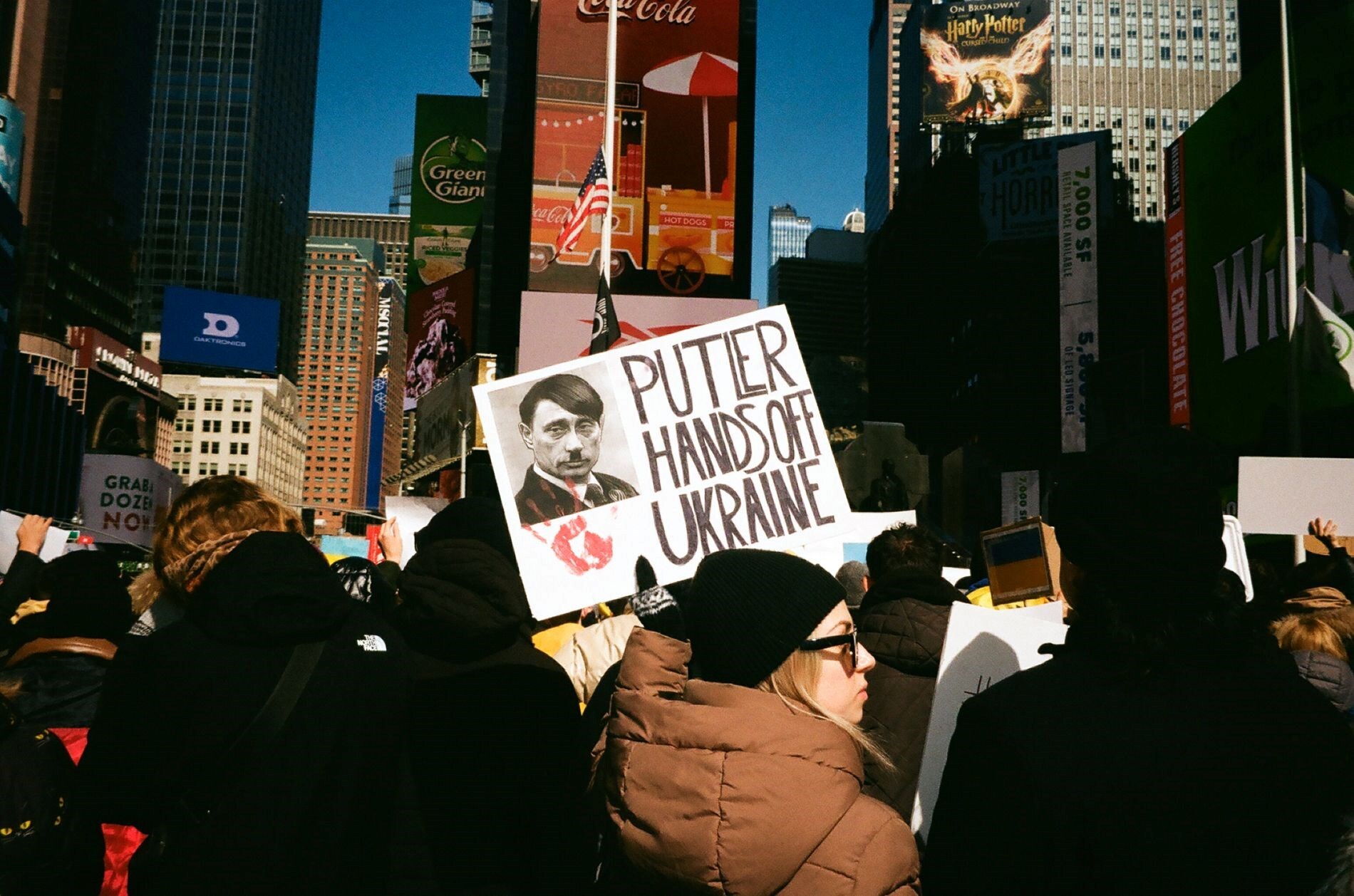 New Yorkers Protest Against The War in Ukraine