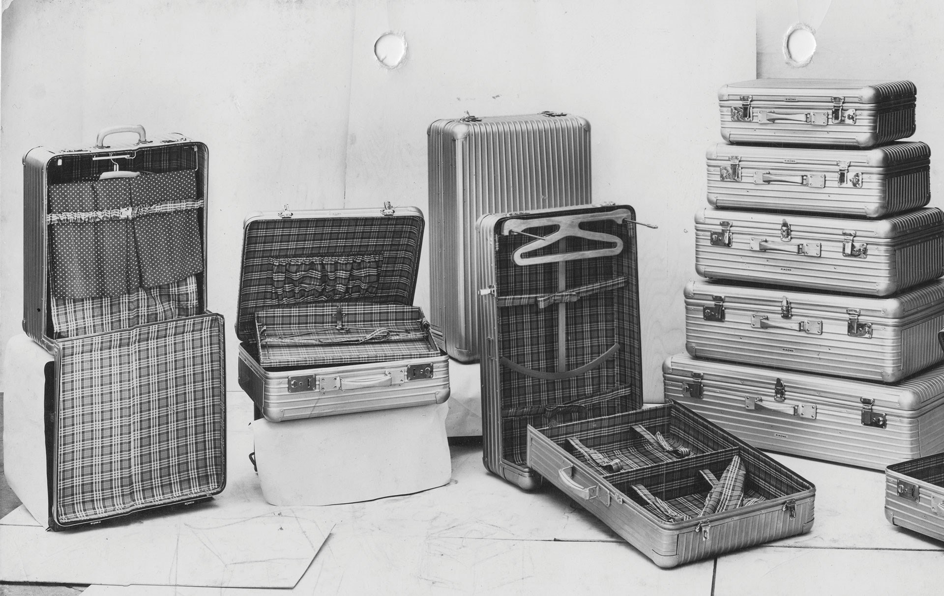 Rimowa Book Rizzoli suitcase
