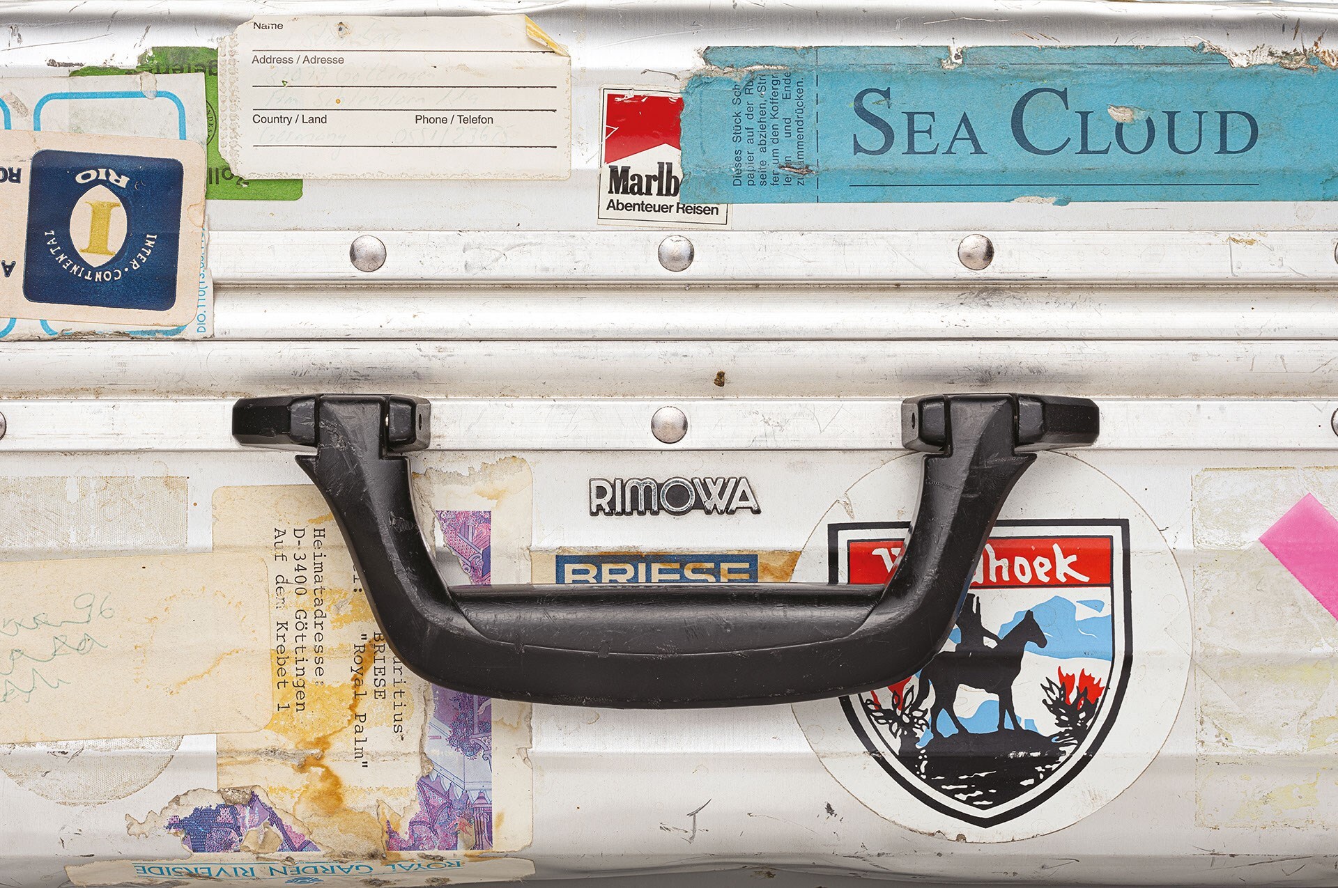 Rimowa Book Rizzoli suitcase