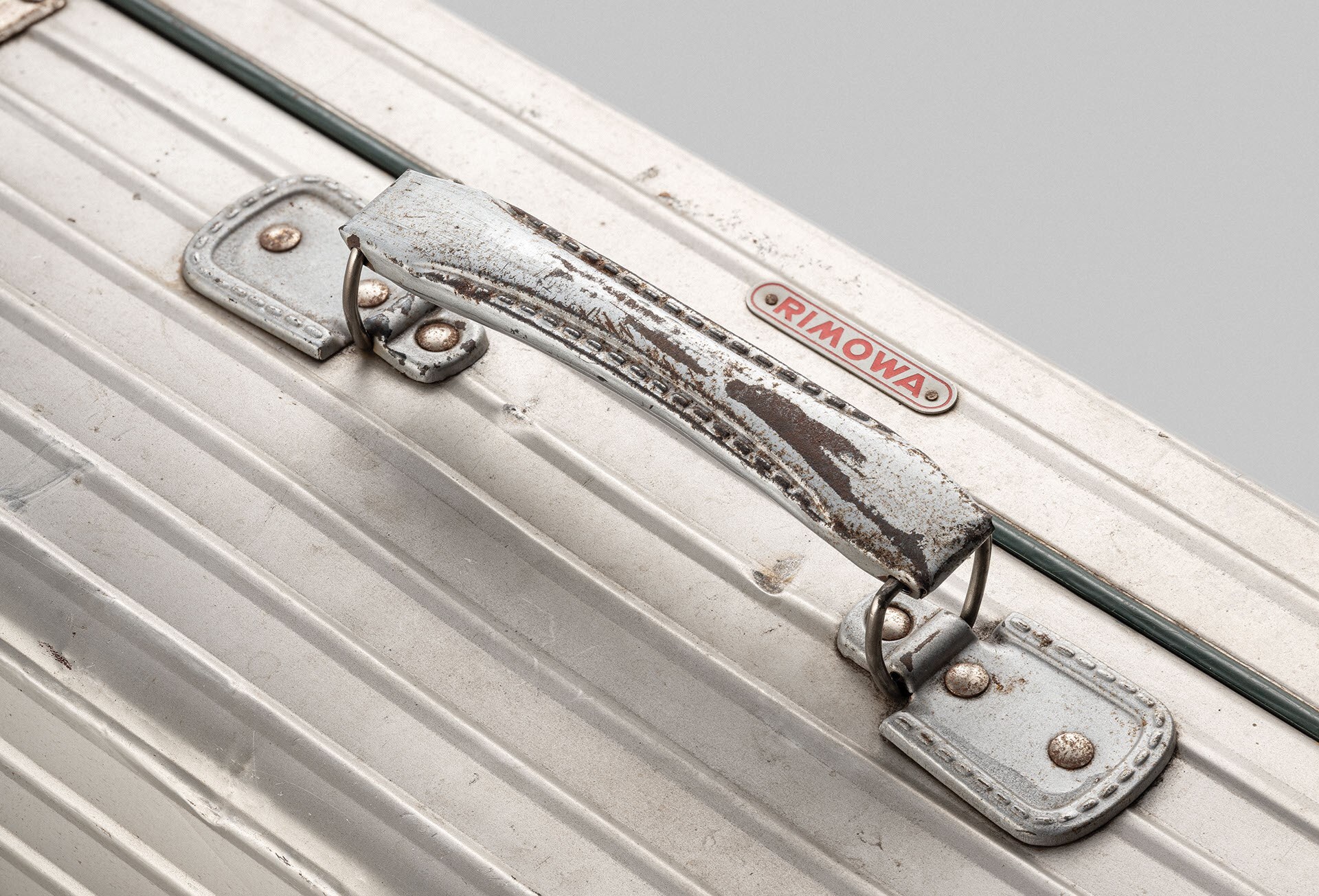 Rimowa Book Rizzoli suitcase