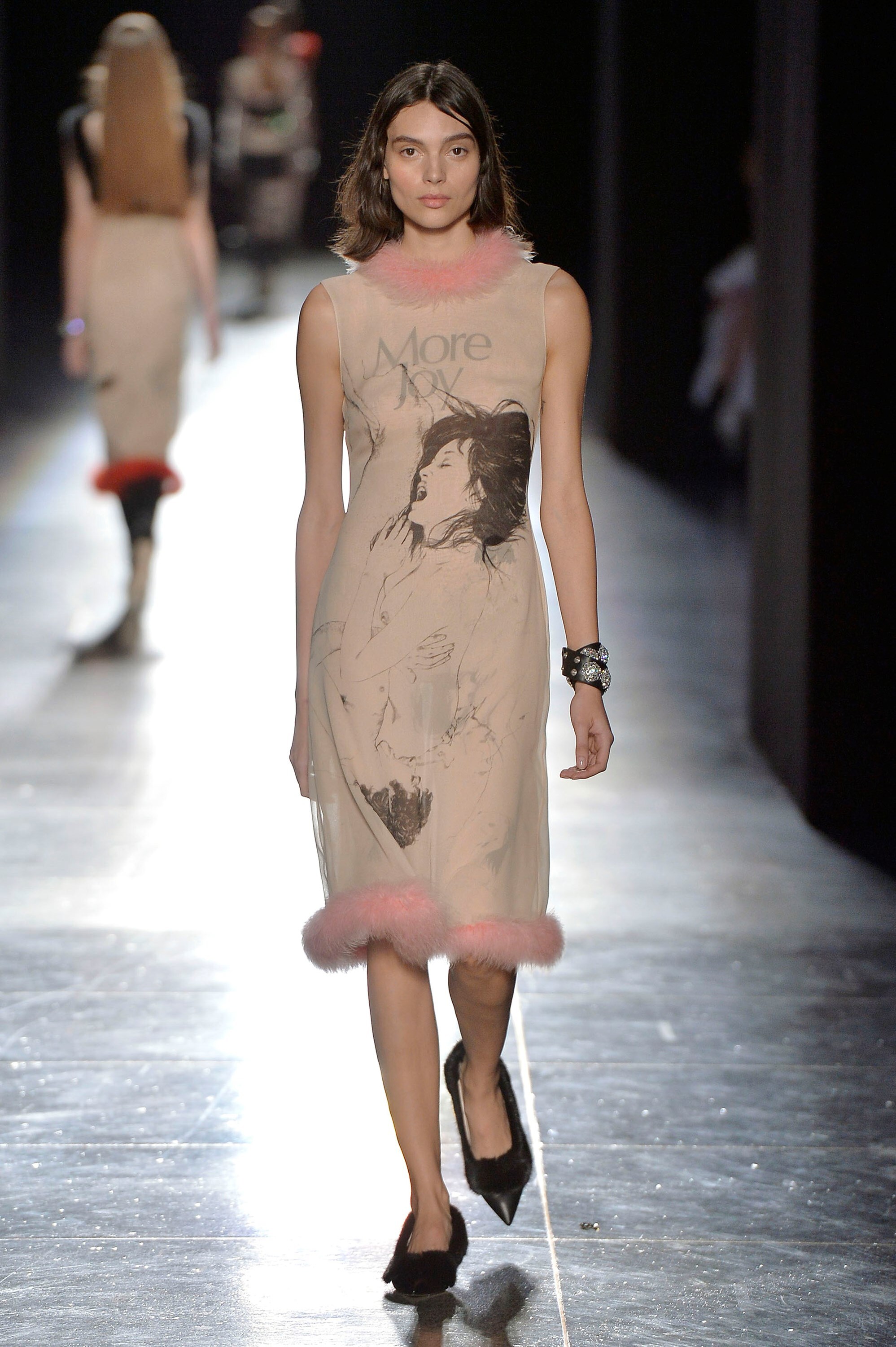 5 Christopher_Kane_056