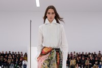 Loewe Spring/Summer 2025 Womenswear