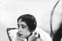 Elsa-Schiaparelli,-photograph-by-Cecil-Beaton,-193