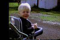 Cobain aged 2 smiles 