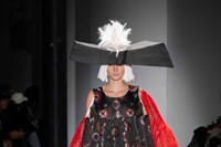 Comme des Gar&#231;ons Spring/Summer 2025 womenswear