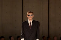 SAINT LAURENT_FASHION_SHOW_MEN_WINTER25_RUNWAY_07_