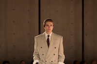 SAINT LAURENT_FASHION_SHOW_MEN_WINTER25_RUNWAY_08_