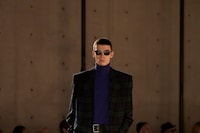 SAINT LAURENT_FASHION_SHOW_MEN_WINTER25_RUNWAY_19_