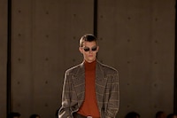 SAINT LAURENT_FASHION_SHOW_MEN_WINTER25_RUNWAY_20_