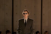 SAINT LAURENT_FASHION_SHOW_MEN_WINTER25_RUNWAY_30_