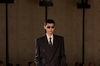 SAINT LAURENT_FASHION_SHOW_MEN_WINTER25_RUNWAY_32_