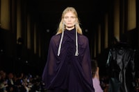 McQueen_AW25_Look_23