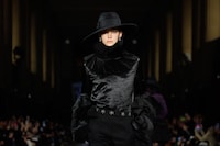 McQueen_AW25_Look_26