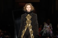 McQueen_AW25_Look_49