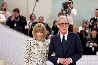 Anna Wintour in Chanel couture and Bill Nighy