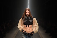 VERSACE FALL-WINTER 2025 - Look (22)