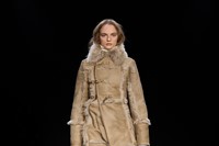 Burberry Winter 2024 Show - Look 10