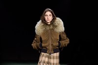 Burberry Winter 2024 Show - Look 23