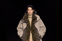 Burberry Winter 2024 Show - Look 33