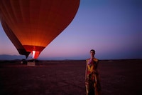 Travel to the Sun Zomer Vincent van de Wijngaard Imruh Asha