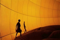 Travel to the Sun Zomer Vincent van de Wijngaard Imruh Asha