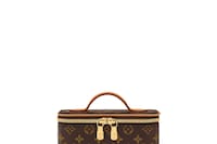 NICE BEAUTY_ FRONT VIEW