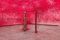 Chiharu Shiota, Threads of Life, Hayward Gallery, Southbank
